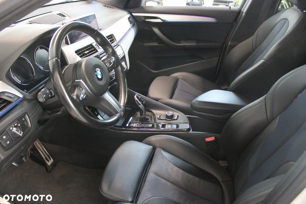 BMW X2 sDrive18i M Sport - 12
