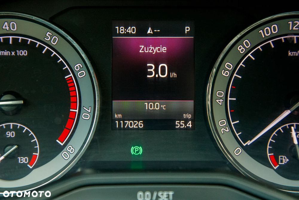 Skoda Superb 1.8 TSI L&K DSG - 6
