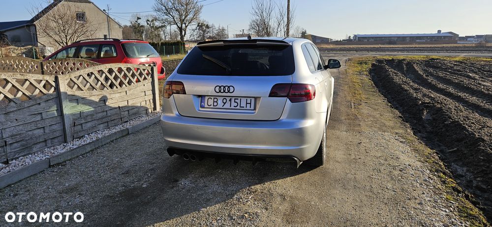 Audi A3 Sportback 2.0 TDI DPF (DSG) S tronic Ambiente - 5
