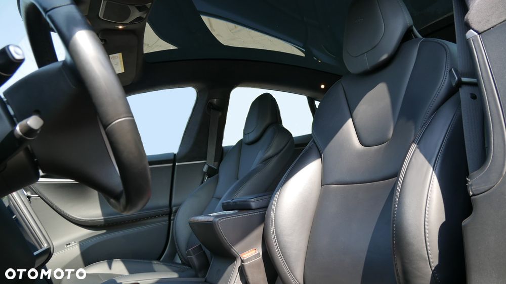 Tesla Model S D - 14