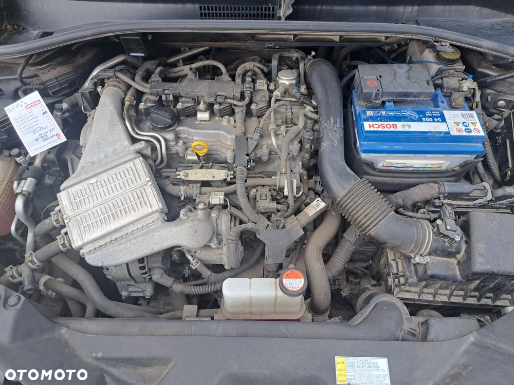 Toyota C-HR 1.2 T Premium CVT 4x4 - 6