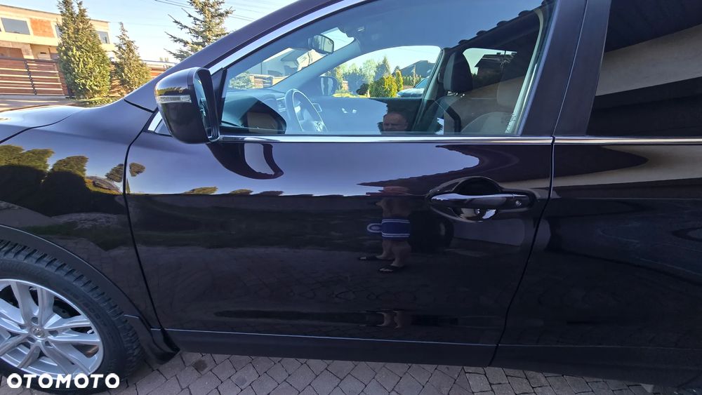 Nissan Qashqai - 25