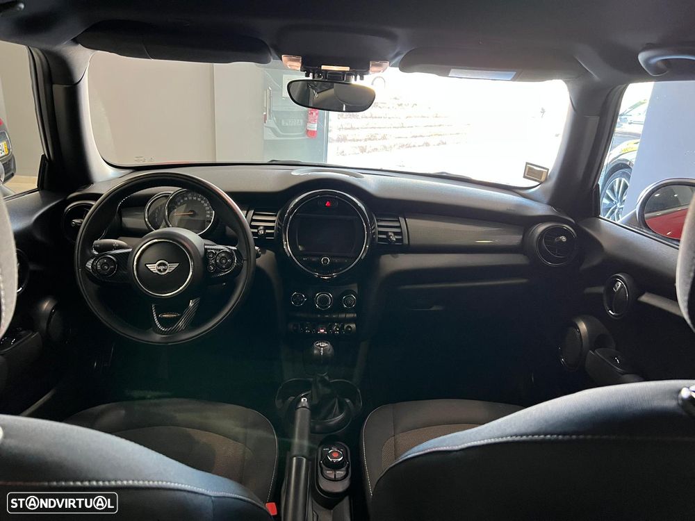 MINI 3 Portas Cooper D - 17