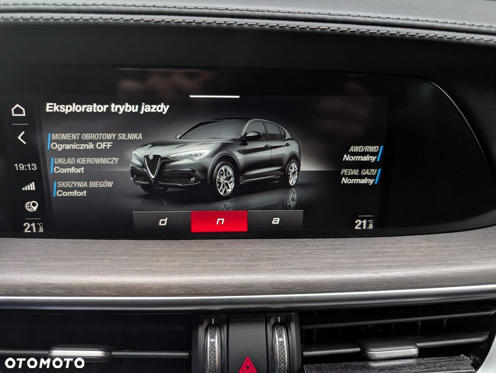 Alfa Romeo Stelvio 2.0 Turbo TI Q4 - 22