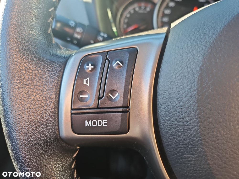 Toyota Yaris 1.0 Active EU6 - 13