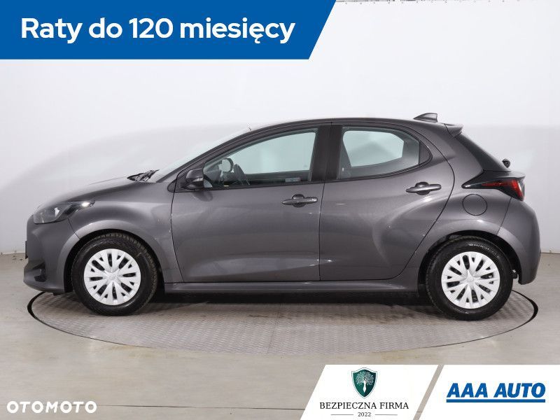 Toyota Yaris - 4