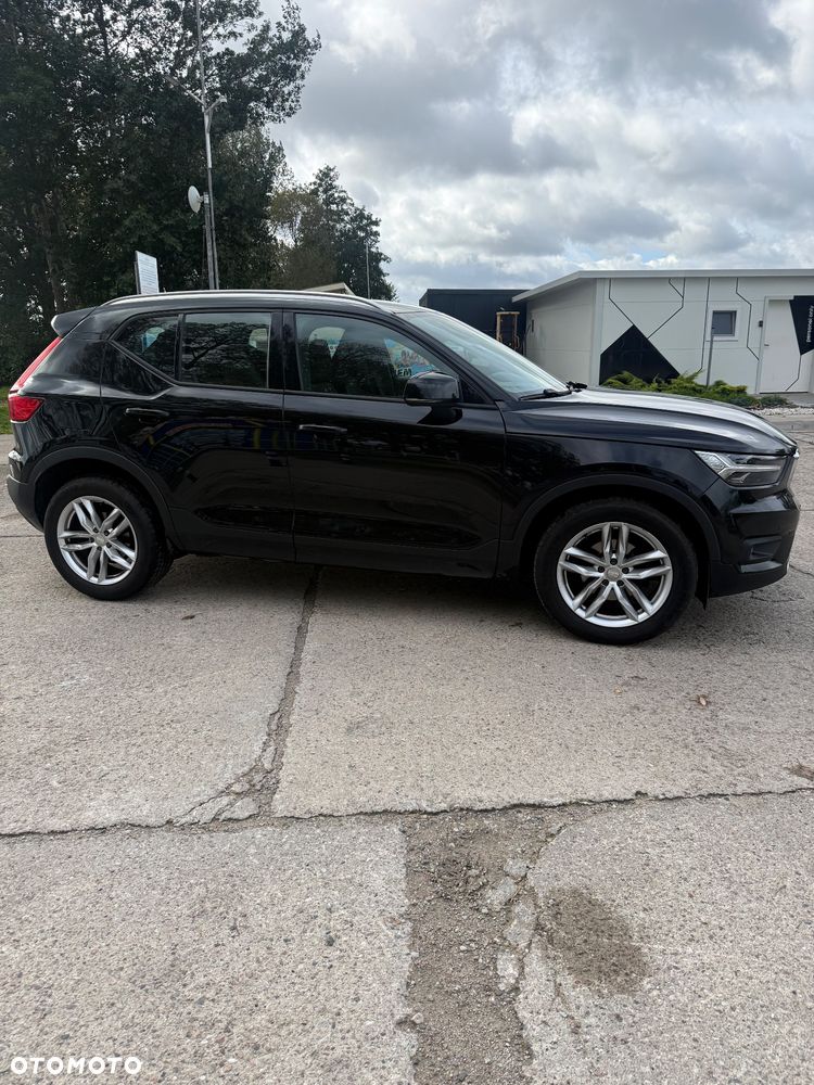 Volvo XC 40 T3 Geartronic Momentum - 5