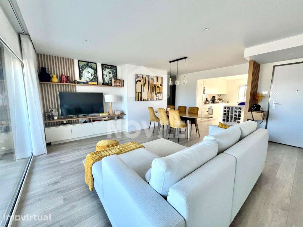 Apartamento T2 semi-novo - Mobilado e equipado. - Grande imagem: 2/14