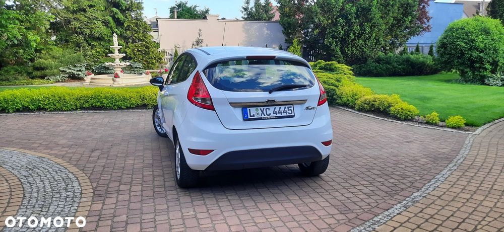 Ford Fiesta - 8