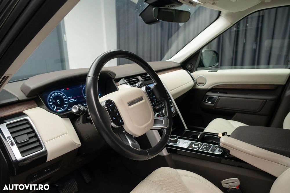 Land Rover Discovery 3.0 L SD6 HSE Luxury - 24