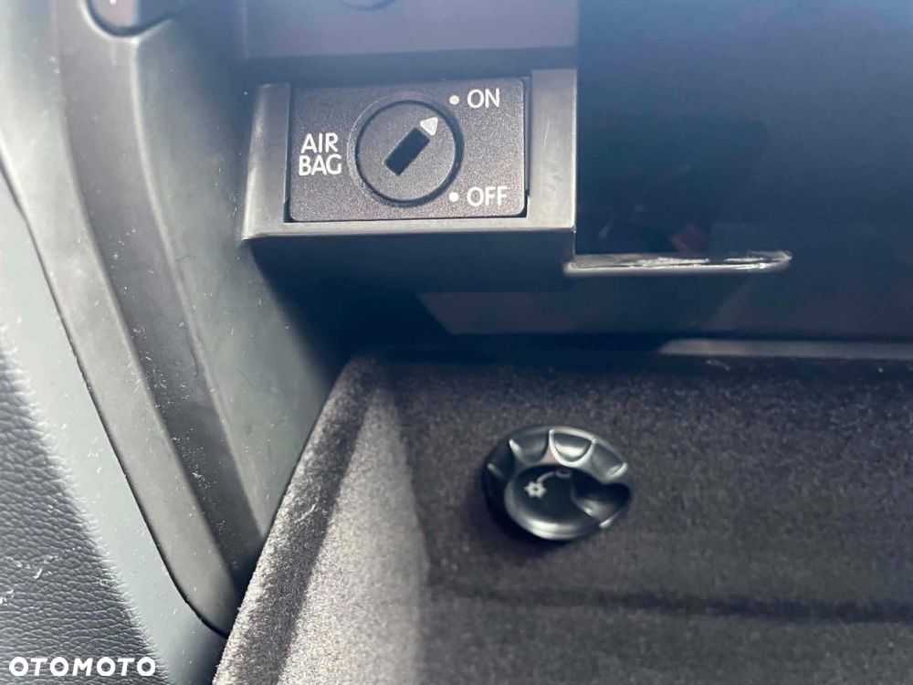 Volkswagen Golf - 15