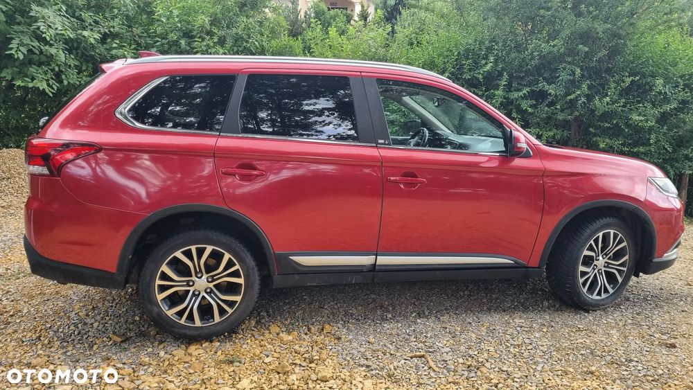 Mitsubishi Outlander 2.0 Intense 4WD CVT - 9