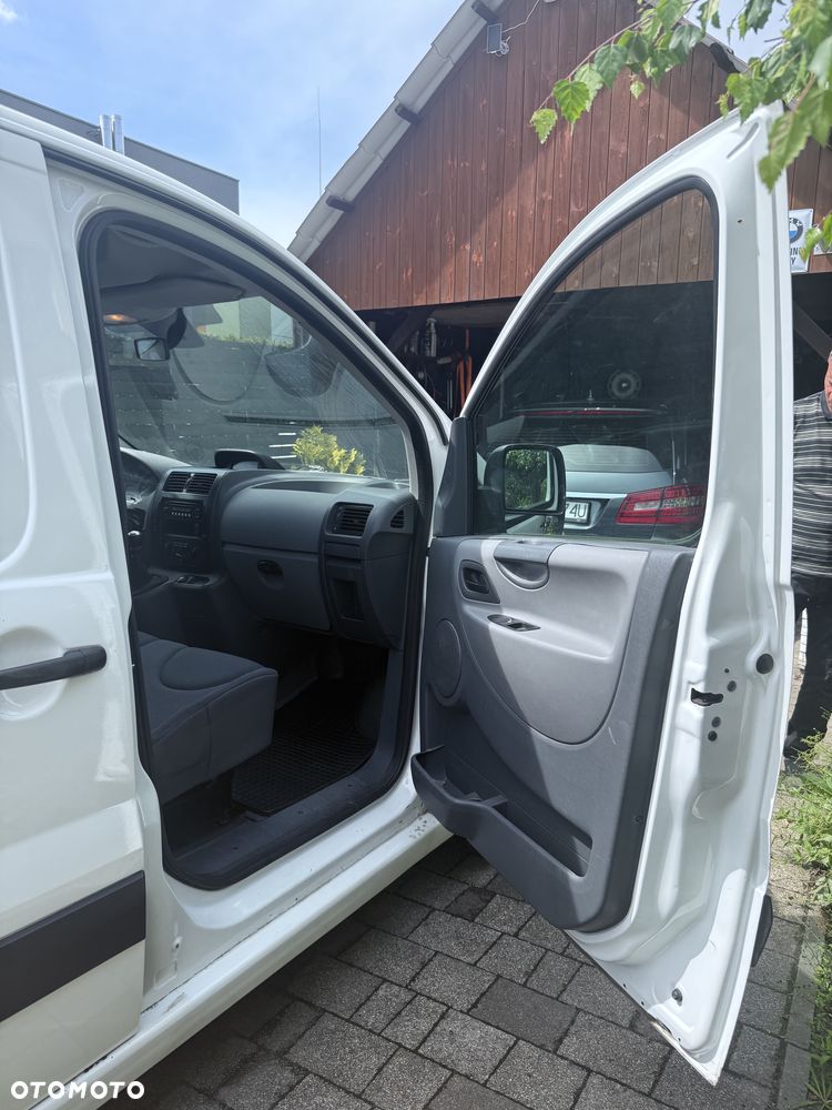 Peugeot Expert - 8