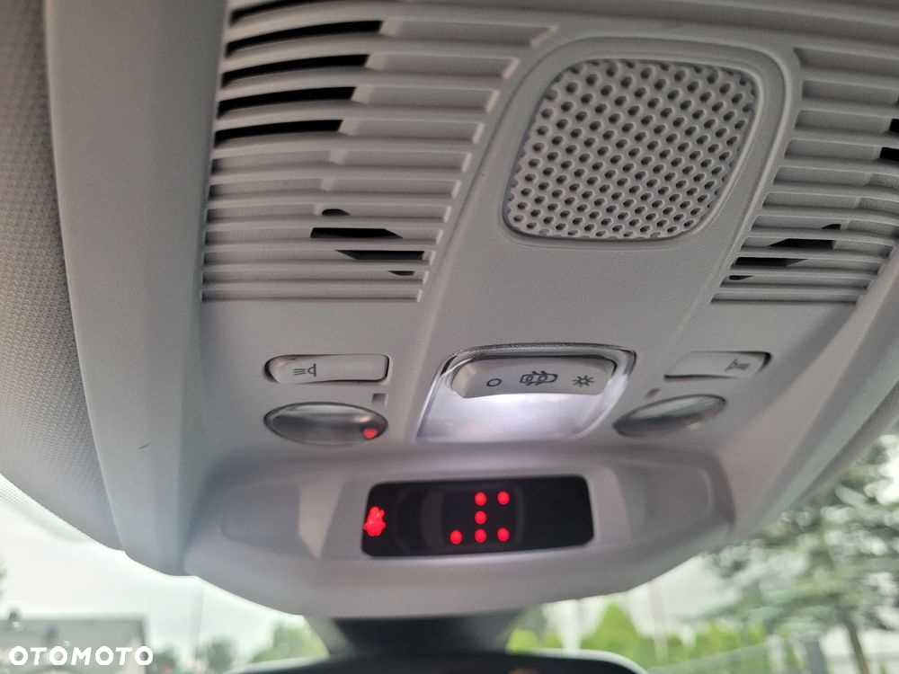 Peugeot 5008 BlueHDi 120 EAT6 Allure - 13