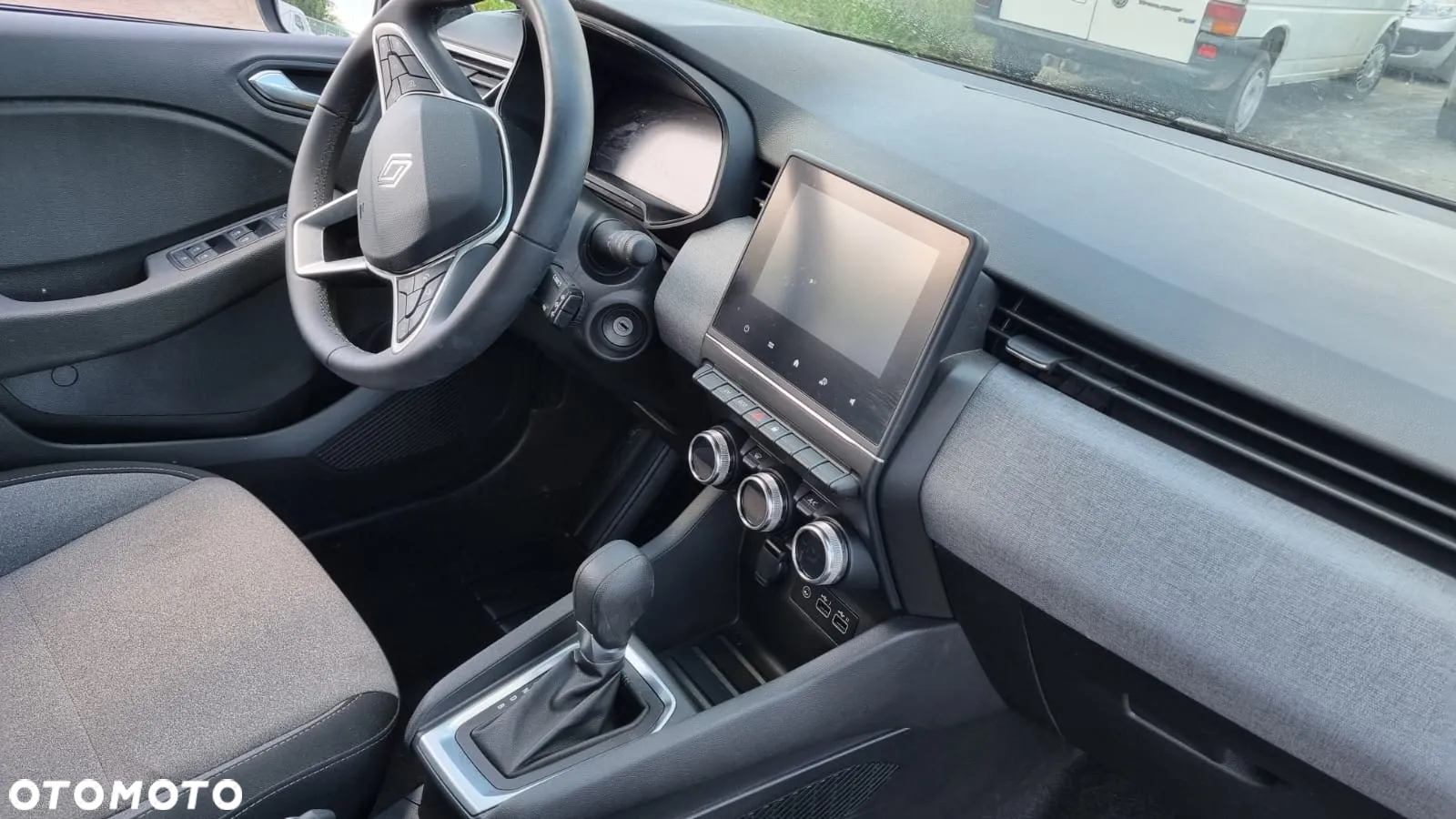Renault Clio 1.6 E-TECH Equilibre - 19