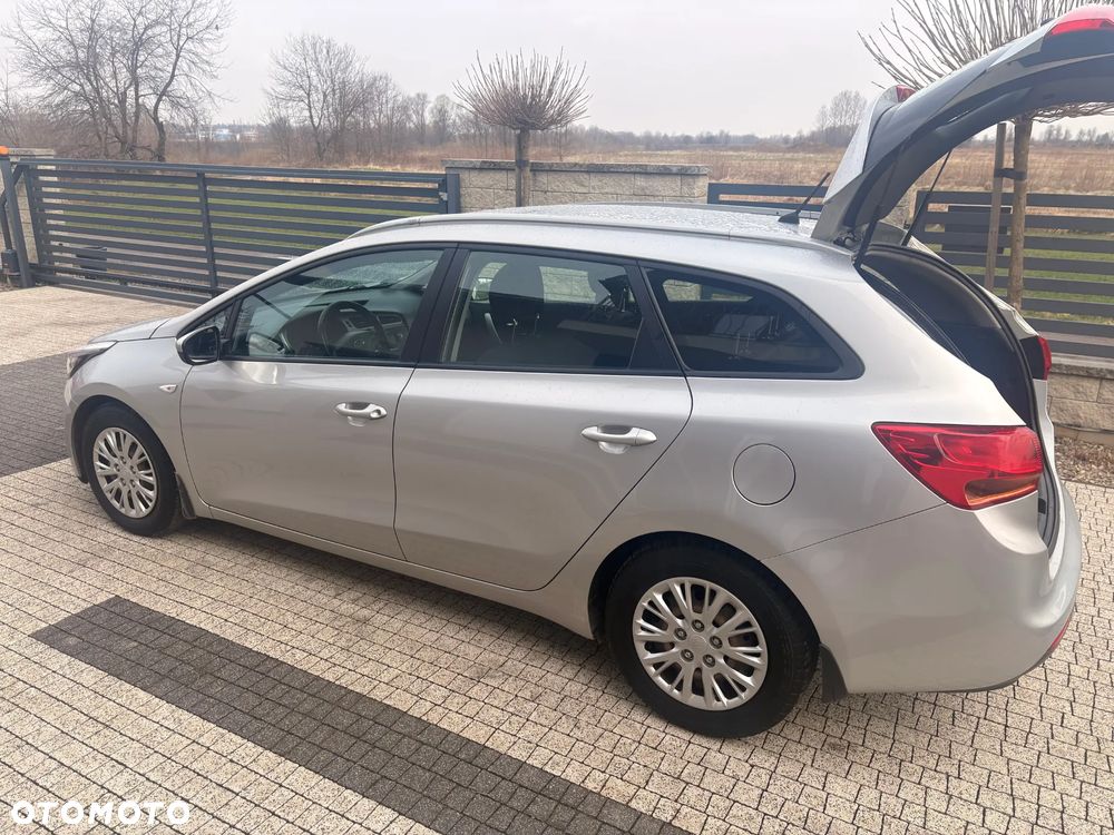 Kia Ceed 1.6 CRDi M - 3
