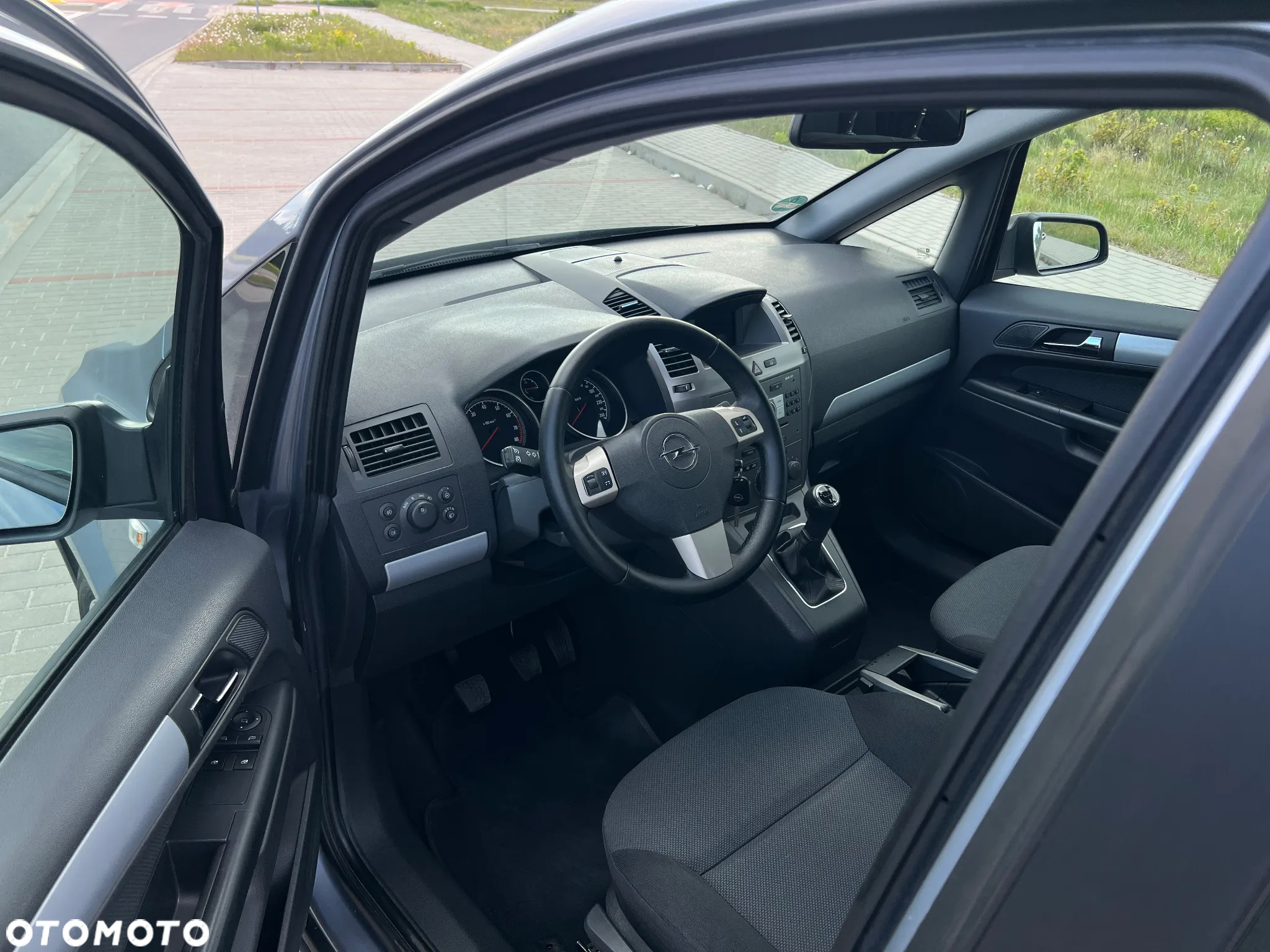 Opel Zafira 1.8 Elegance - 8
