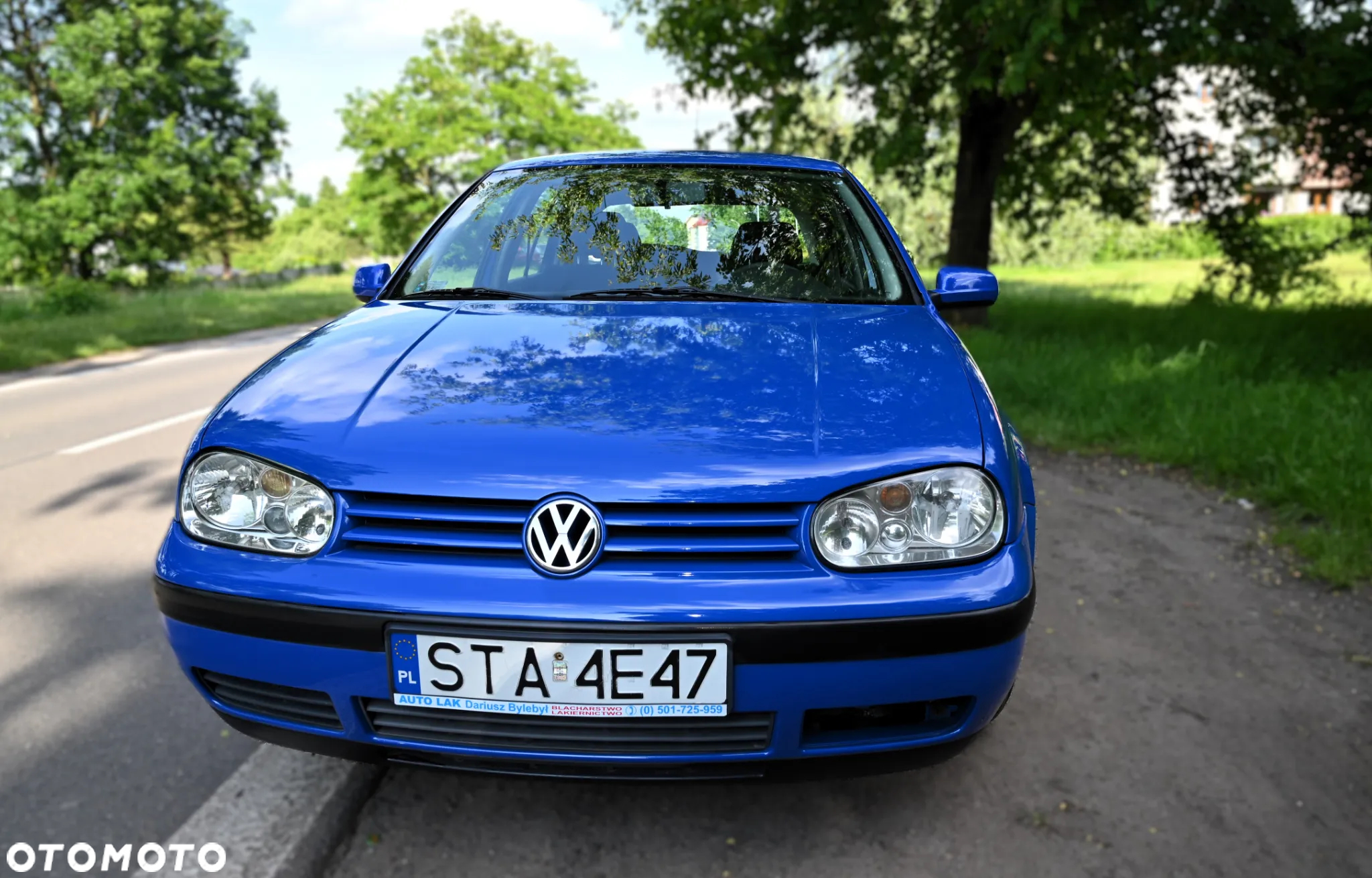 Volkswagen Golf - 2