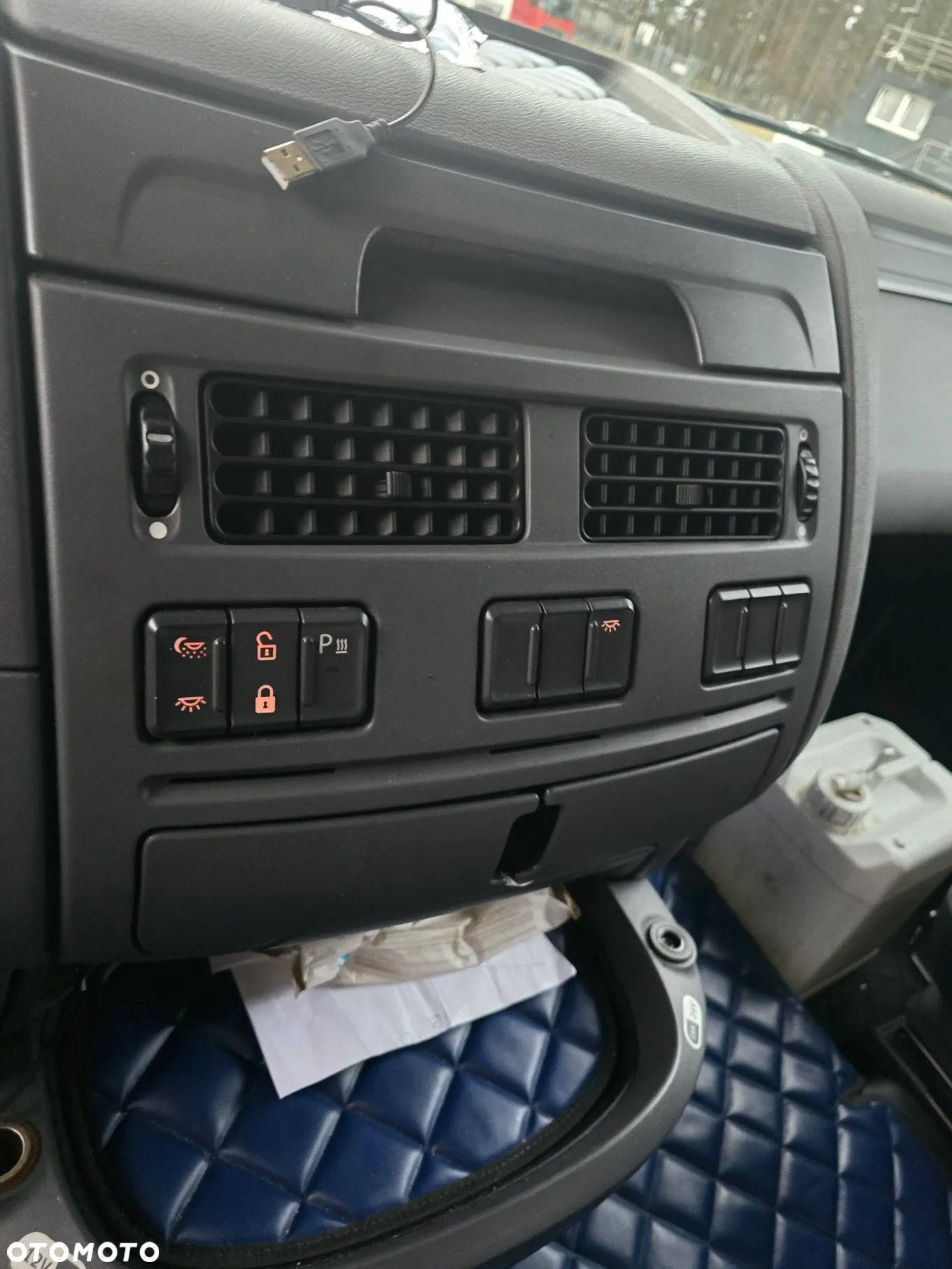 DAF XF 460 Super Space Cab Low Deck Mega/Standard siodło podnoszone - 26