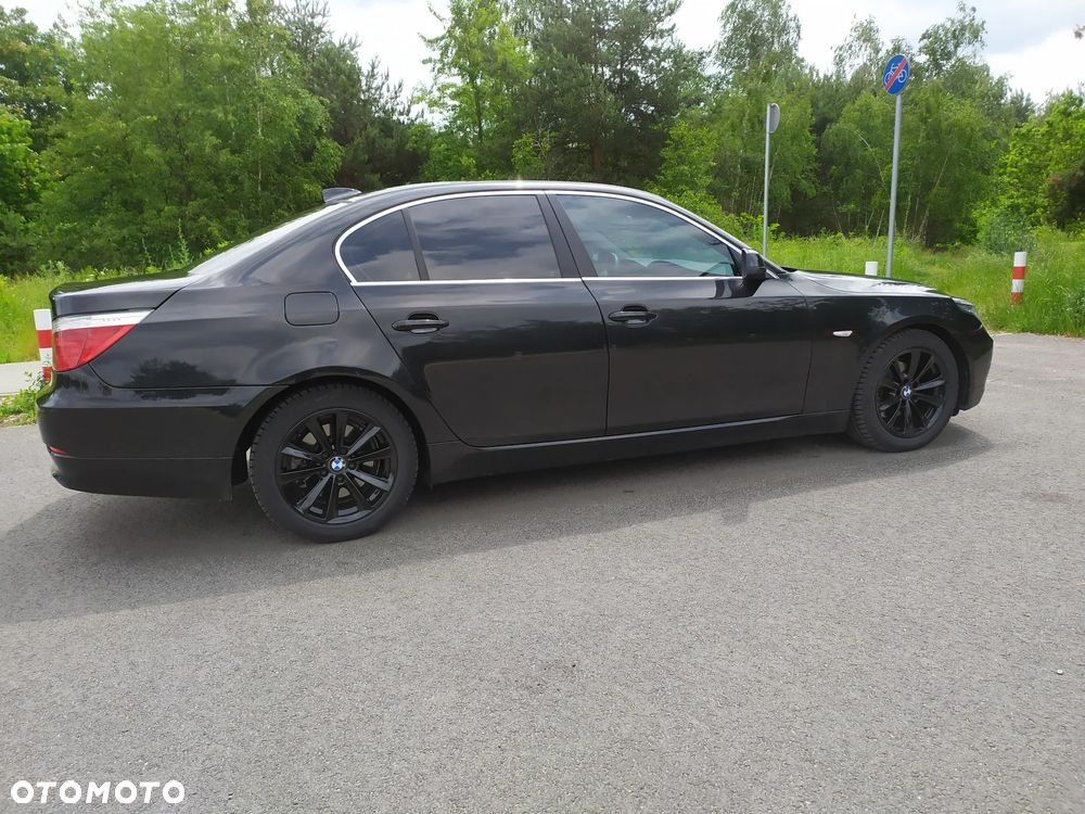 BMW Seria 5 520i - 6
