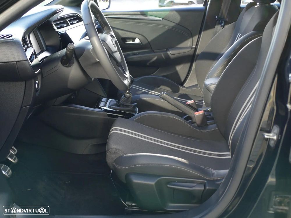 Opel Corsa 1.2 T GS - 26