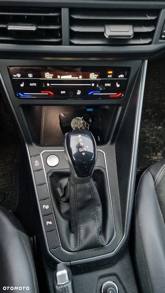 Volkswagen Taigo 1.5 TSI ACT Style DSG - 22