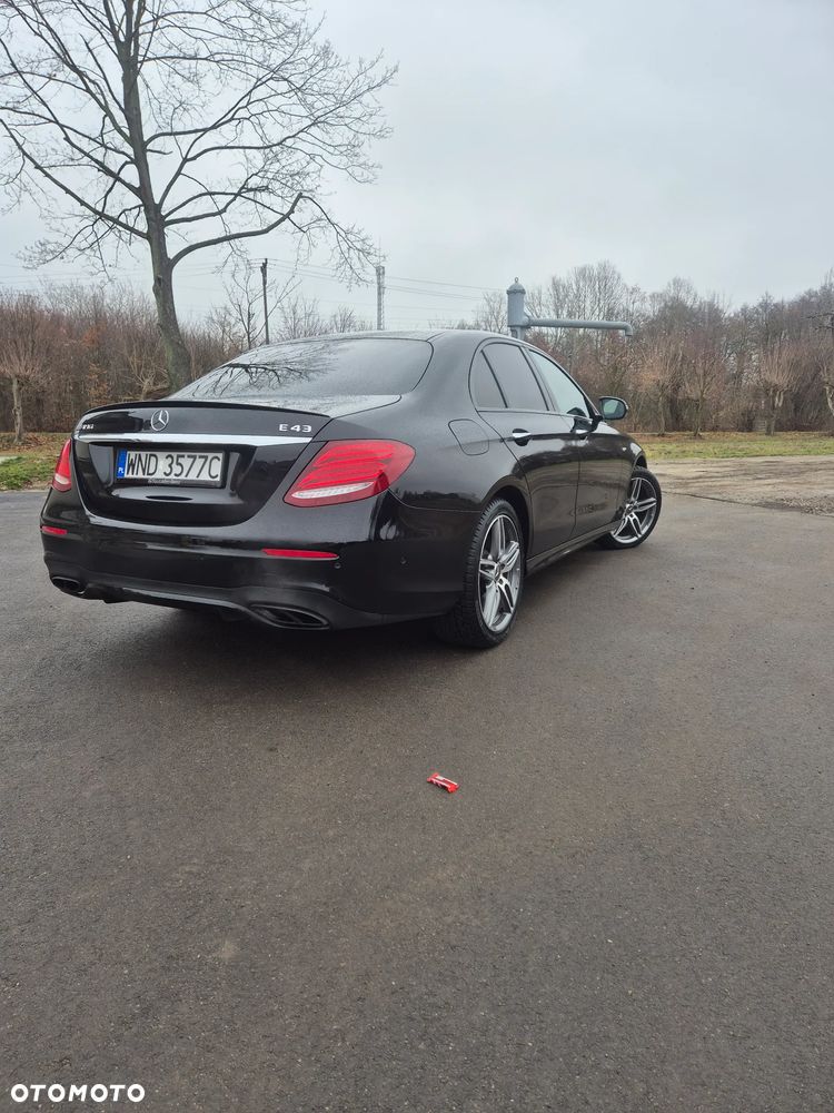 Mercedes-Benz Klasa E 43 AMG 4-Matic - 3
