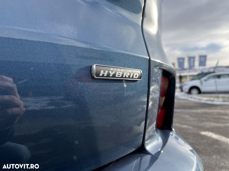 Ford Kuga - 8
