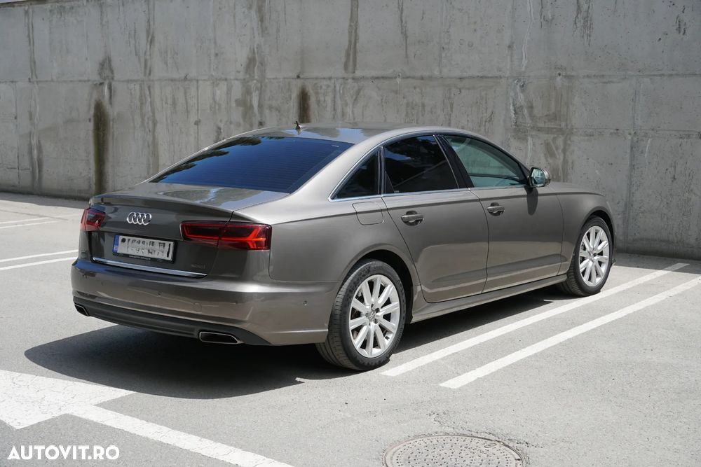 Audi A6 - 6