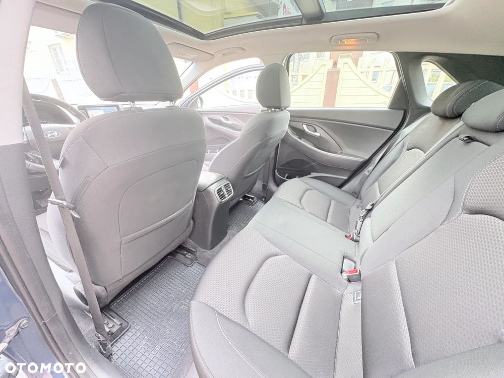 Hyundai i30 1.4 T-GDI DCT Premium - 19