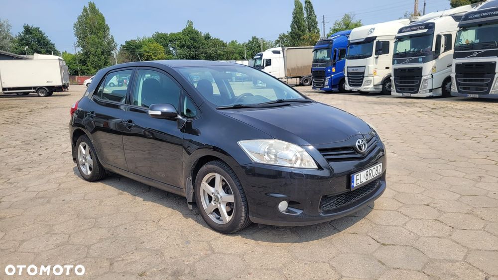Toyota Auris 1.4 D-4D Premium MM - 25