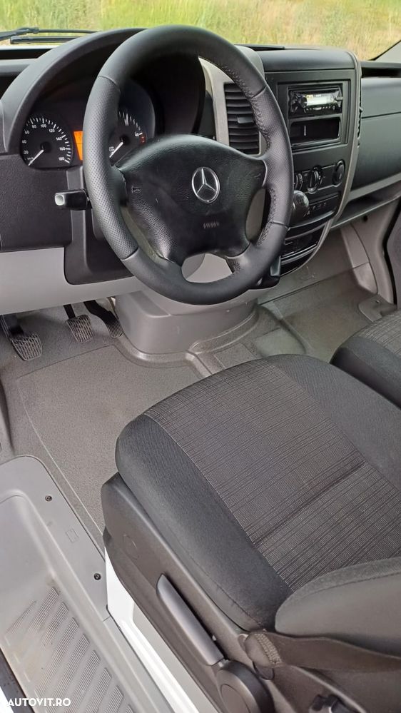 Mercedes-Benz Sprinter - 7