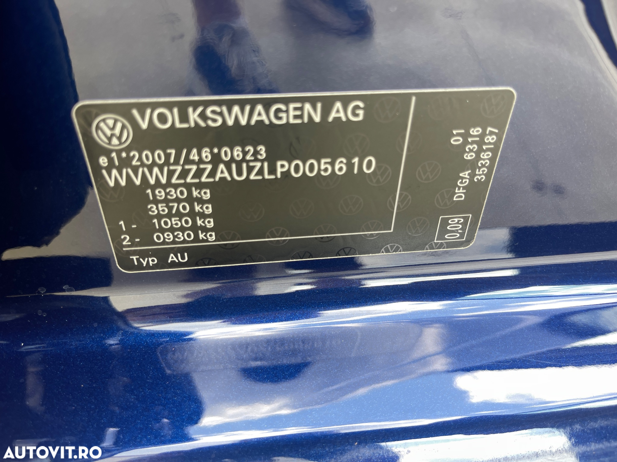 Volkswagen Golf 2.0 TDI (BlueMotion Technology) Highline - 40
