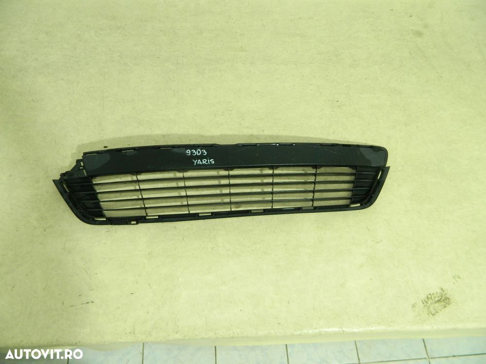 Grila intre proiectare Toyota Yaris, 10-12, 93112-0D210 - 1