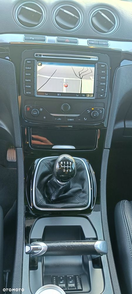 Ford S-Max 2.0 TDCi DPF Titanium - 12