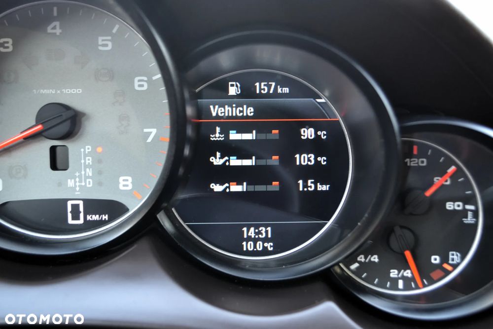 Porsche Cayenne - 24