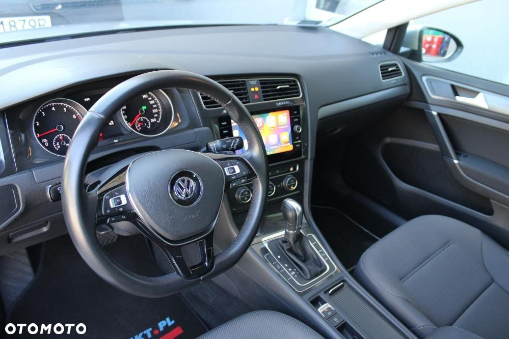 Volkswagen Golf - 9