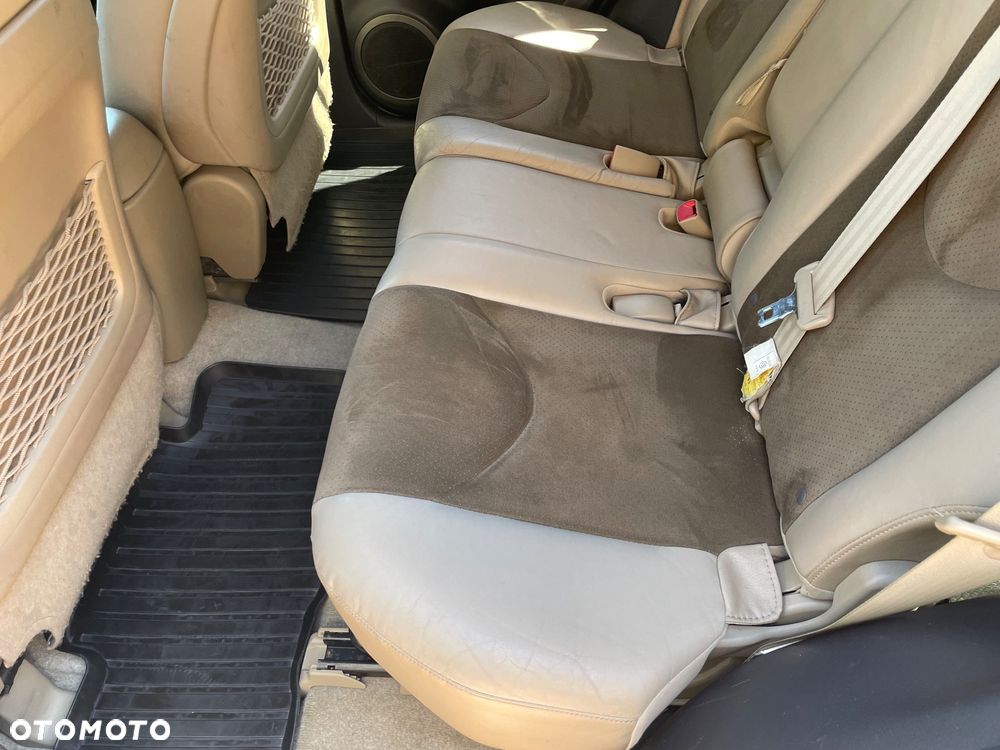 Toyota RAV4 2.0 VVT-i Premium - 32