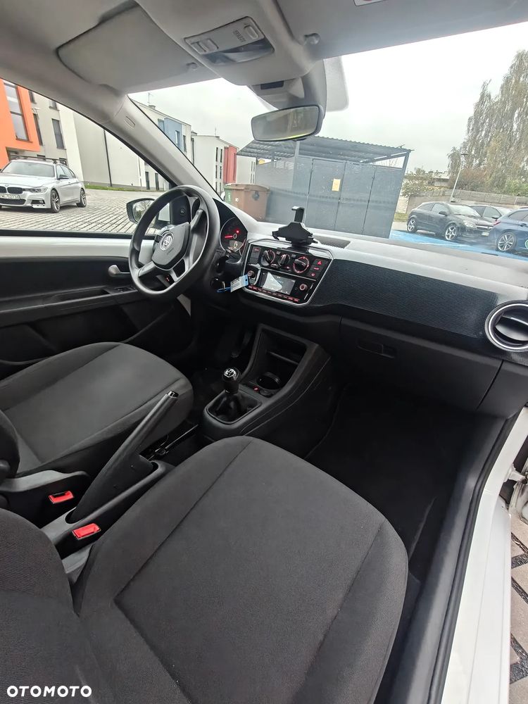 Volkswagen up! - 6