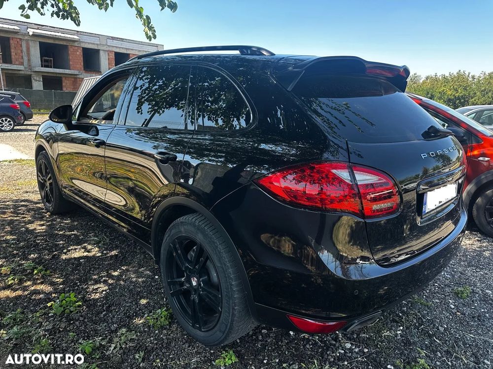 Porsche Cayenne - 3