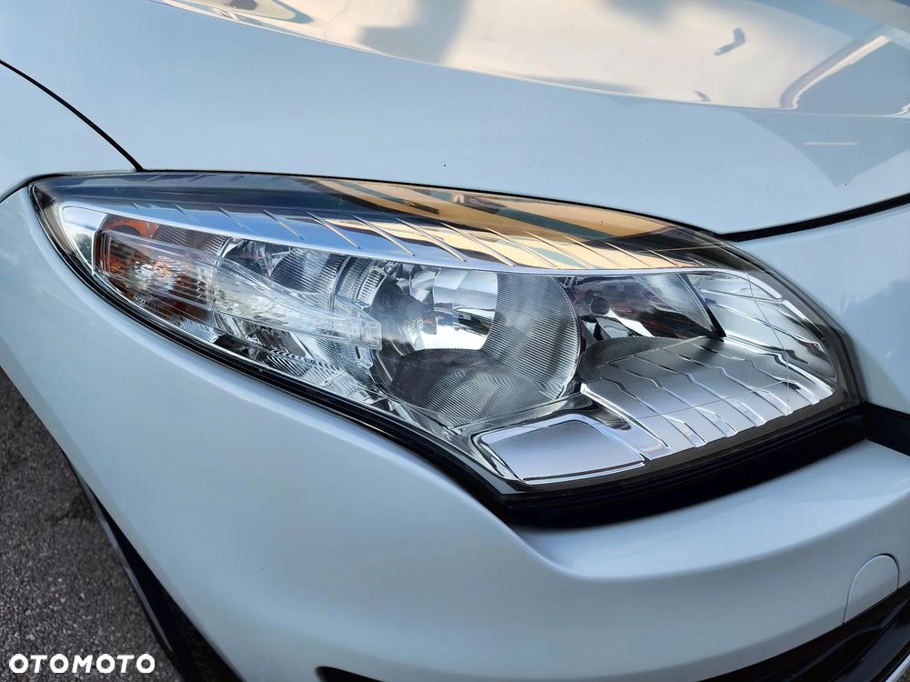 Renault Megane 1.6 16V 100 Authentique - 17