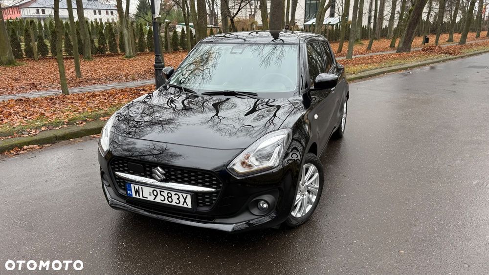 Suzuki Swift 1.2 Dualjet SHVS Premium Plus CVT - 3