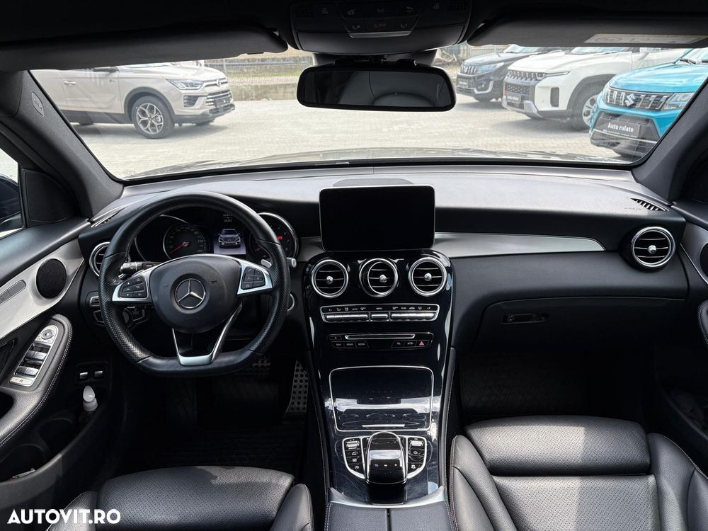 Mercedes-Benz GLC 300 4MATIC 9G-TRONIC AMG Line - 8