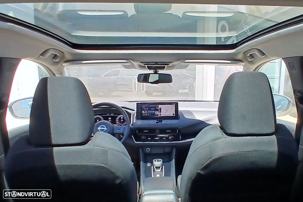 Nissan Qashqai 1.3 DIG-T N-Connecta Xtronic - 8