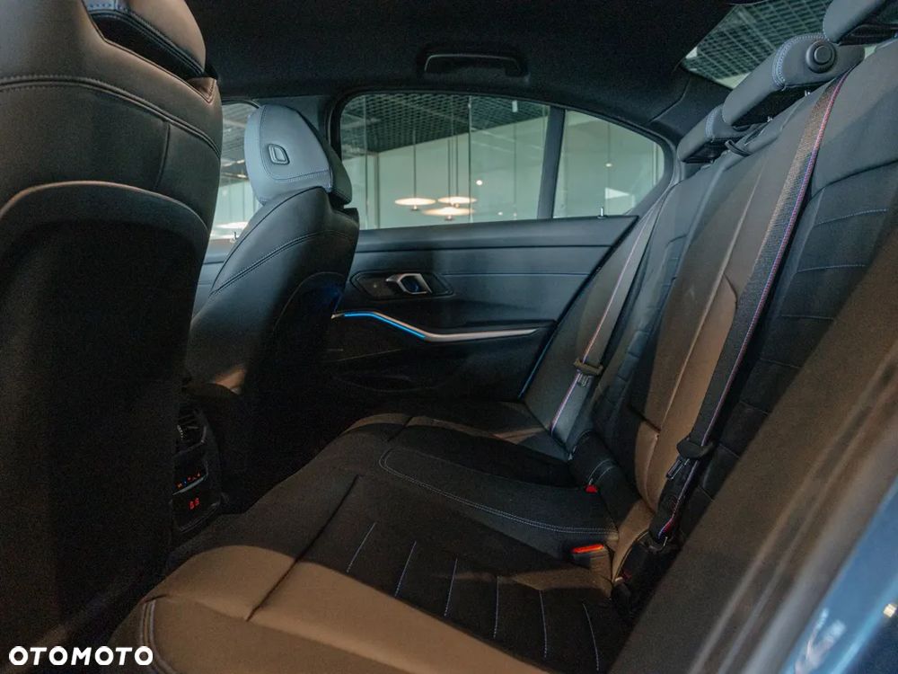 BMW Seria 3 M340d xDrive - 9