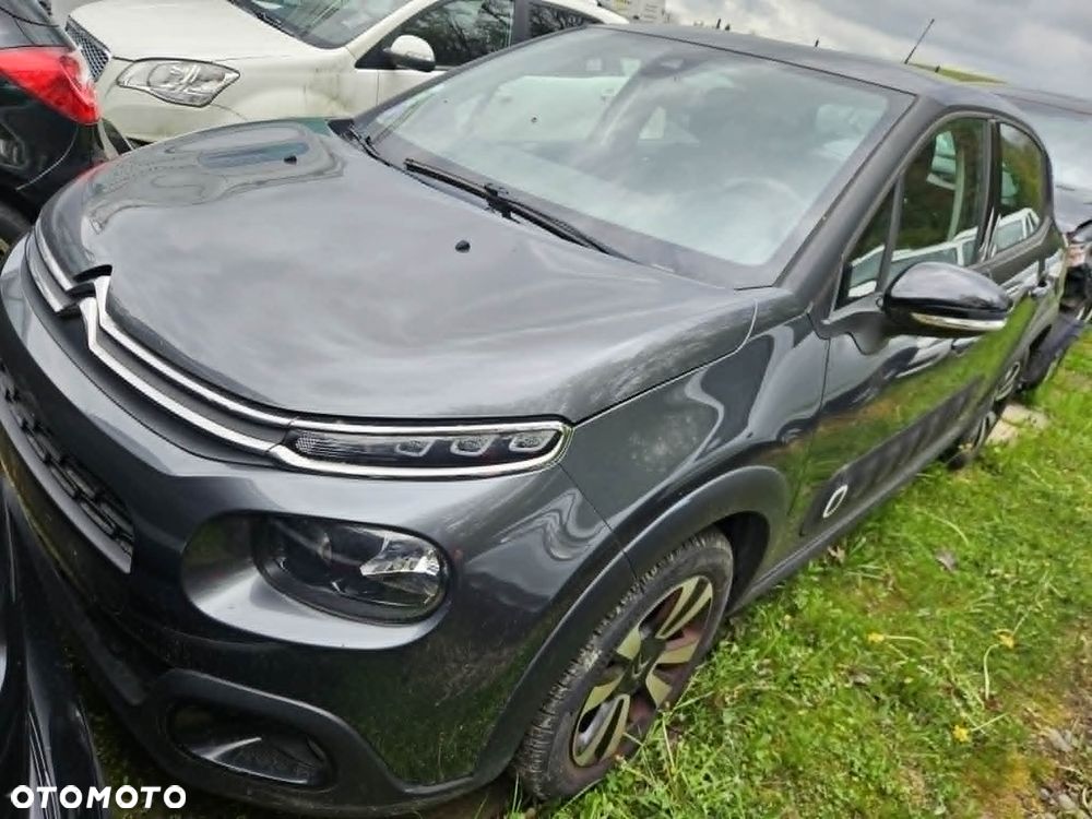 Citroën C3 Pure Tech 82 SHINE - 3