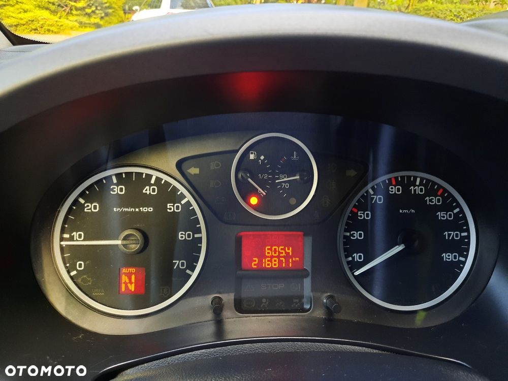 Citroën Berlingo Multispace BlueHDi 100 S&S ETG6 90 Jahre - 23