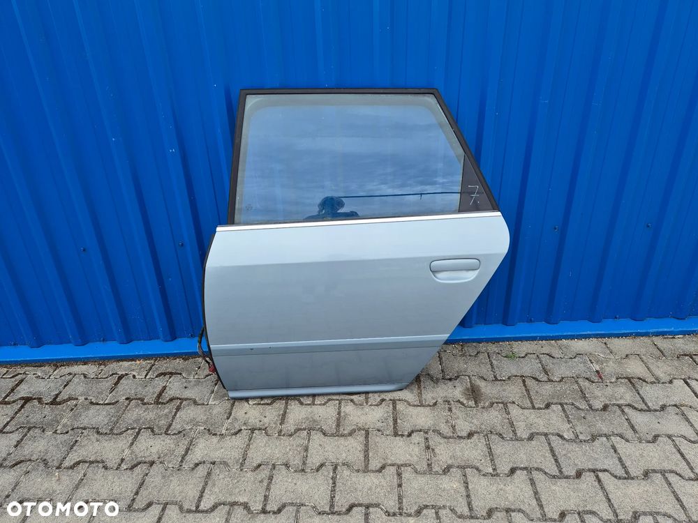 7. DRZWI TYŁ LEWY TYLNE LEWE AUDI A6 C5 LIFT KOMBI / AVANT LY7R - 1