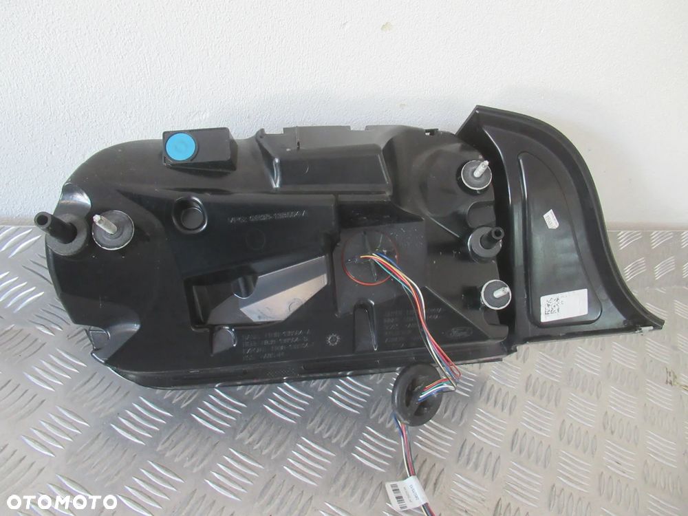 LAMPA TYLNA TYŁ PRAWA FORD MUSTANG VI 6 LED JR3B-13B504-A 2014-2017 - 10
