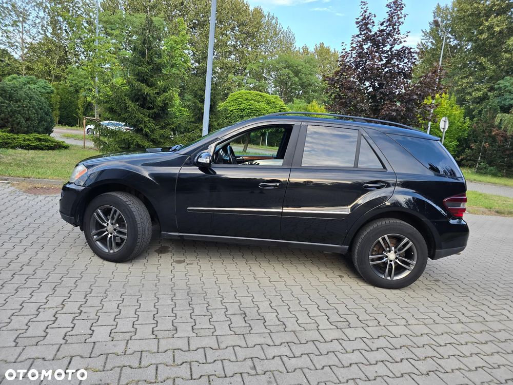 Mercedes-Benz ML 350 4-Matic - 5